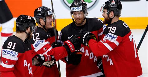 Ce contenu n'est accessible que depuis la suisse et ne peut donc être. Hockey: deux hôtes et deux favoris - rts.ch - Equipe nationale