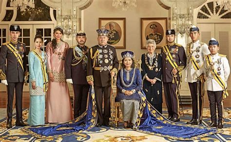 Tetapi yang sedih sekali agaknya sebak dada. Inilah Gaya Hidup Mewah Anak Sultan Johor Puteri Aminah ...
