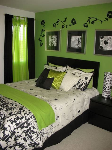 Explore the beautiful green and blue bedroom photo gallery and find out exactly why houzz is the best experience for home renovation and design. 17 Fresh and Bright Lime Green Bedroom Ideas