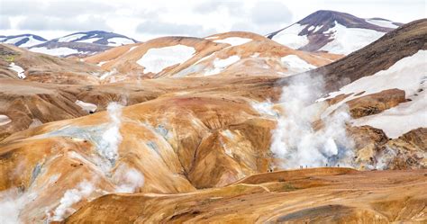 How To Visit Kerlingarfjöll And The Hveradalir Geothermal Area Iceland Earth Trekkers