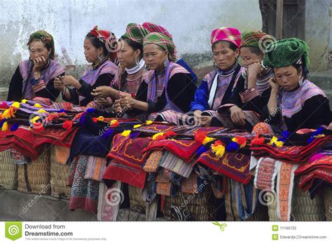 pin-by-ike-mü-on-laos-hmong-people,-hmong,-hmong-women