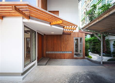 Junsekino Renovates An 80 Year Old House In Bangkok Thailand