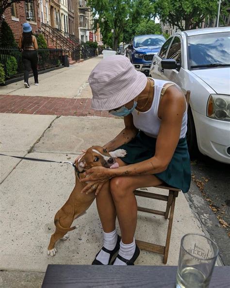 Zoe Kravitz Looks Sexy In Preppy Style From The Series