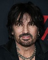 Motley Crue's Tommy Lee Drank 2 Gallons Of Vodka A Day