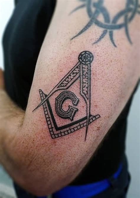 Masonic Tattoo On Left Bicep By Matt Curtis Masonic Tattoos Tattoos