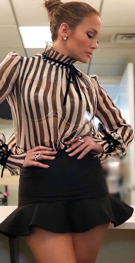 Pin By Shrina Sanchez On Jennifer Lopez Fashion Flared Mini Skirt