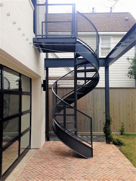 Cool 40 Outdoor Spiral Staircase Design To Be Inspire