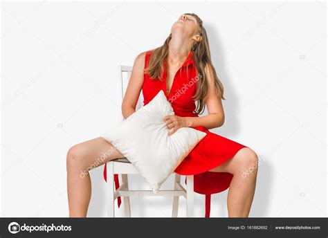 Mujer Atractiva Sentada En La Silla Y Masturb Ndose Fotograf A De