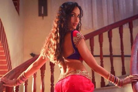 Nora Fatehi In Kamariya Song Nora Fatehi Hot Dance Tracks From Dilbar