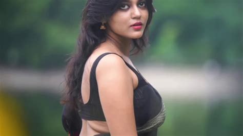 triyaa das hot and bold bengali beauty ত্রিয়া দাস সুন্দর বাংলা মডেল youtube