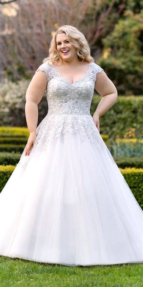 wedding gown designs for chubby bride wedding