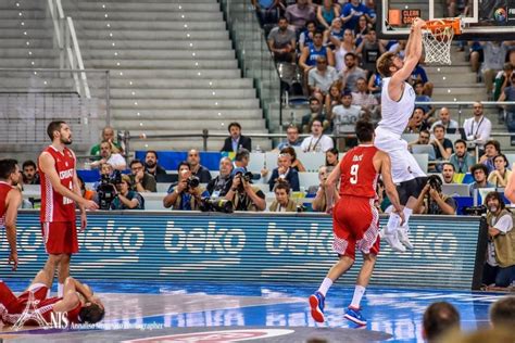 E' il sogno di una vita. Basket, Italia-Croazia a Torino: le foto più belle