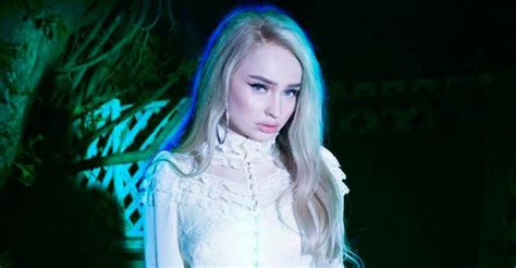 Kim Petras Perfects Spooky Pop With ‘turn Off The Light The Chronicle