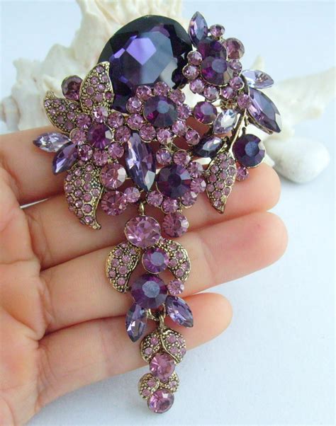 413 Teardrop Flower Brooch Pin Purple Rhinestone Crystal Pendant
