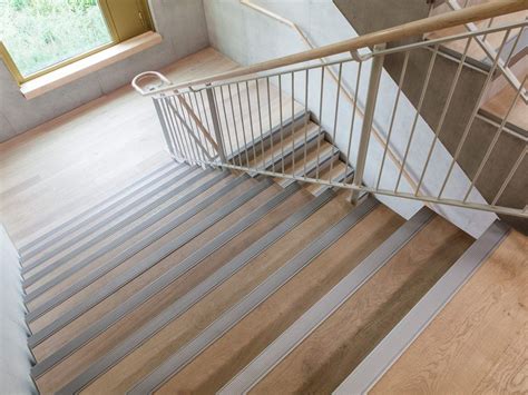 Ga Premium Aluminium Alloy Stair Nosings Gooding Aluminium Stair Nosing Stair Hardware Stairs