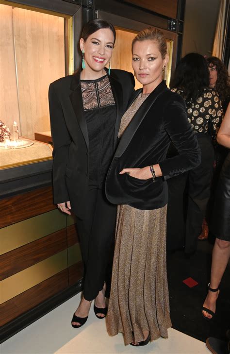 Ara Vartanian E Kate Moss Comemoram Parceria Em Jantar Estrelado Lifestyle Vogue