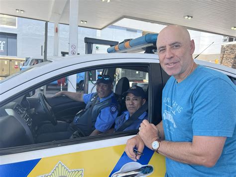 Cape Town Traffic Officers Inspire Hope With Kindness