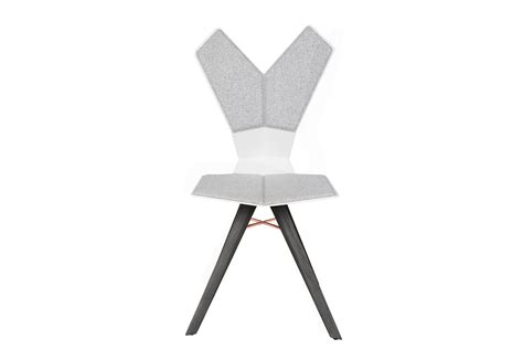 The first designer of y chair (wishbone chair ) is danish stylist hans j. Y chair by Tom Dixon | STYLEPARK