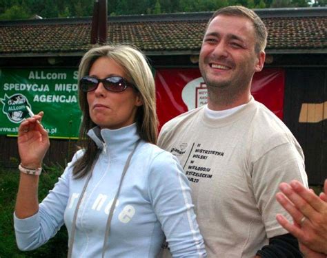 Beata kozidrak od 37 lat występuje na polskiej scenie muzycznej. 53 stare zdjęcia polskich celebrytów.