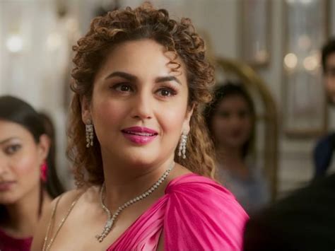 Double Xl Trailer Sonakshi Sinha Huma Qureshi Get Together To Take On Body Shaming News9live