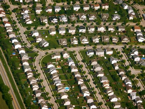 Urban sprawl is typically seen as a legacy of the growth of the suburb in america. 5 Ways to Fix Urban Sprawl