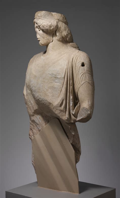 Upper Part Of A Marble Statue Of A Woman Roman Imperial The