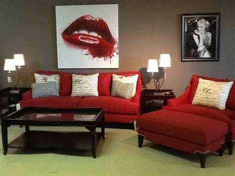 Remember, you can choose a room to appear bold and extravagant, and with this color combination, lighting is everything. #BrownLivingRoomGlam | Red couch living room, Red living room decor, Living room red