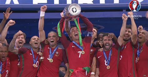 Pesquisas de intenção de voto indicam reeleição do atual presidente, marcelo rebelo de sousa. Copa América e Eurocopa são adiadas para 2021 | Poder360