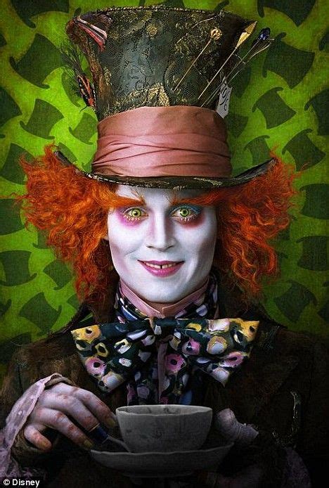 Alice In Wonderland Directed By Tim Burton 2010 Johnny Depp As The