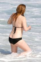 Natasha Lyonne Nipple Slip While At The Beach In Brazil AZNude