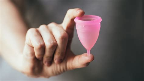 A Better Way To Manage Your Period Try The Menstrual Cup Scientists