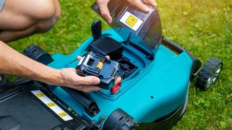 How is possible to recharge batteries? How to Charge a Lawn Mower Battery - Use this Steps Given in the Guide