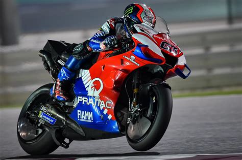 Who will stamp their authority first as the season begins? Bagnaia decolla con la Ducati in Qatar | MotoGP™