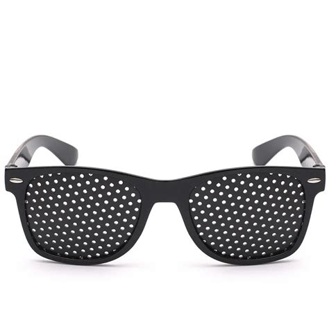מוצר Anti Myopia Pinhole Sunglasses Corrected Visual Acuity Eye Exercise Eyesight Improve