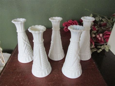 Milk Glass Bud Vases Set Of 5 Vintage Weddings Vase Etsy Bud Vases