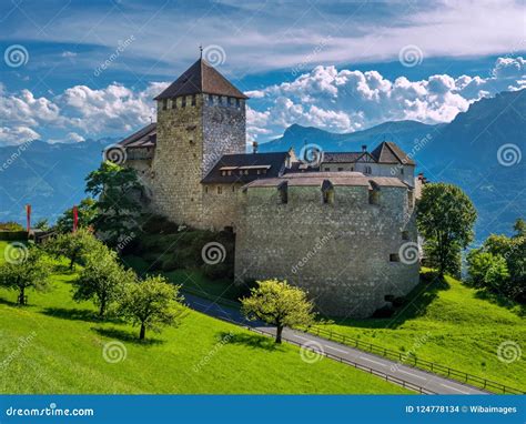 Castelo De Schloss Vaduz Principado De Liechtenstein Europa Foto De Stock Imagem De