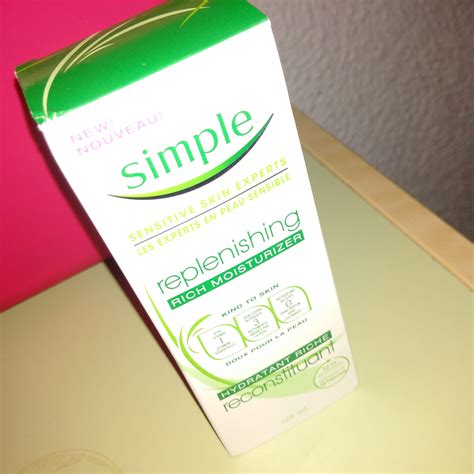 Simple Replenishing Rich Moisturizer Reviews In Face Day Creams