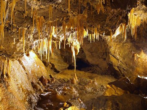 Treak Cliff Cavern Subterranea Britannica