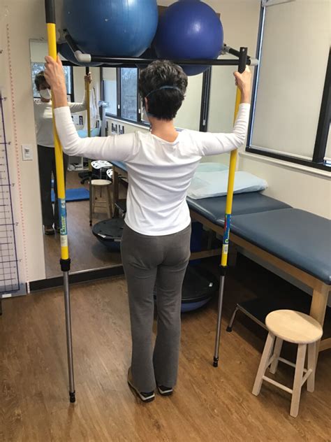 Schroth Physical Therapy Helps Scoliosis Pain Hey Clinic