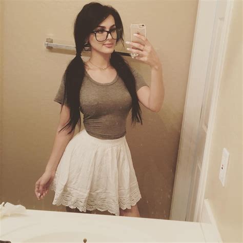 Images Of Sssniperwolf Full Body
