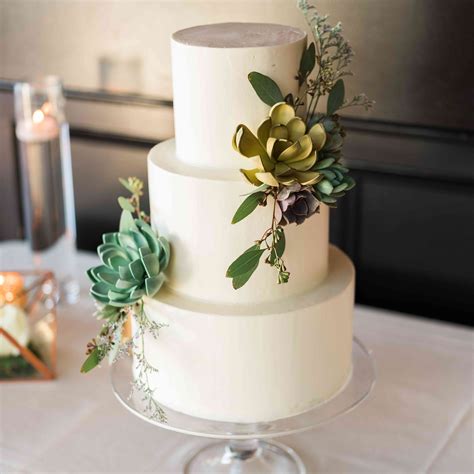 21 Succulent Wedding Cakes