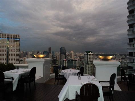 42nd Floor Sky Bar Overlooking Bangkok Sky Bar Bangkok Flying