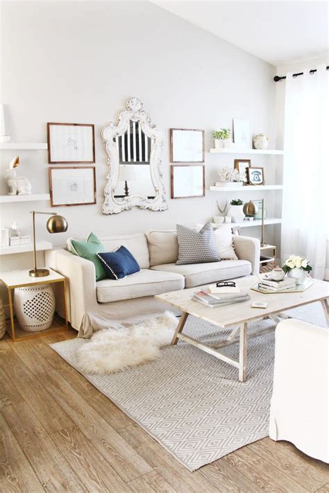 Apartment Inspo | Interior design living room modern, Minimalist living