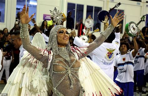Rios Famous Carnival Opens With Its Traditional Spectacular Samba