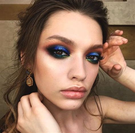 10 Stunning Smokey Eye Makeup Looks Ecemella With Images Makijaż