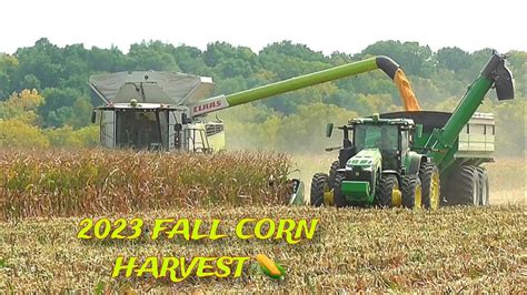 2023 Fall Corn Harvest 🌽 Claas 8700 Combine Shelling Corn 16 Row Corn