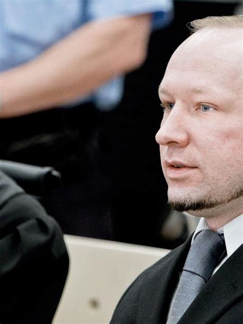 Buch über Anders Breivik Einer Von Uns Vom Loser Zum Massenmörder