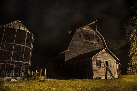 Old Abandoned Farm On A Starry Night In Iowa 5760x3840 Oc R