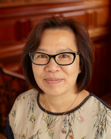 Dr Clara M Chu Wins Beta Phi Mu Award News And Press Center