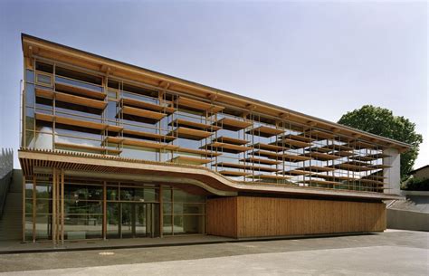 Sunny Gymnasium Tekhnê Architectes Archdaily